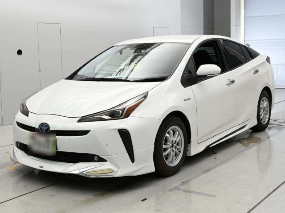 TOYOTA PRIUS ZVW51 2019