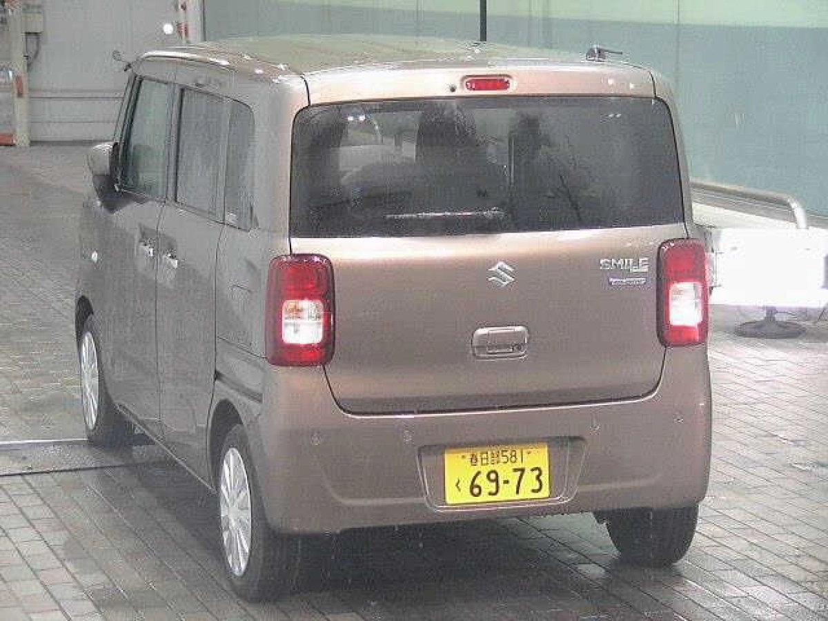 SUZUKI WAGON R SMILE