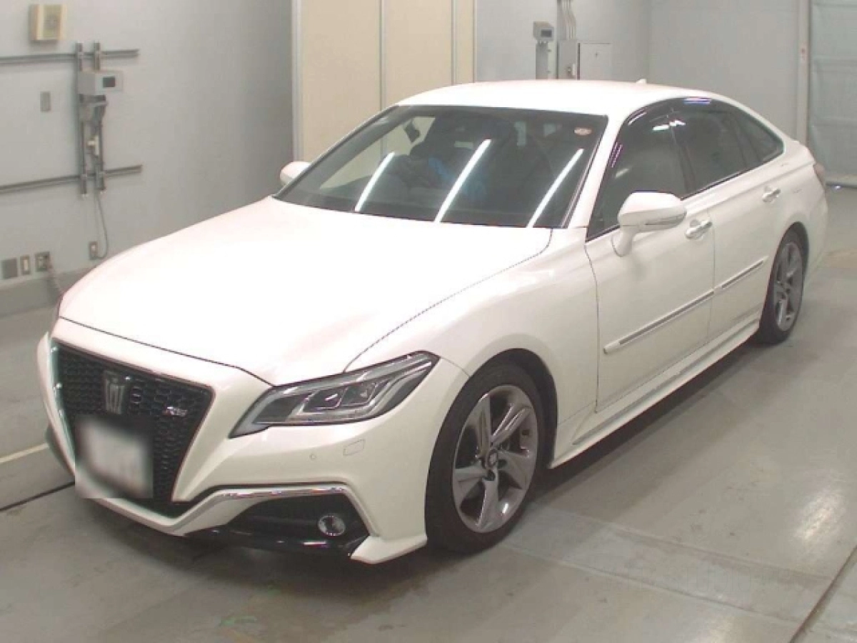 TOYOTA CROWN ARS220 2022