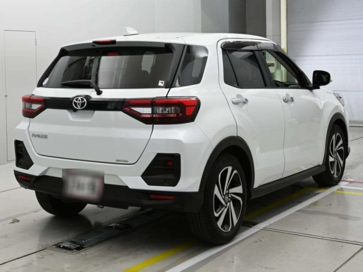TOYOTA RAIZE