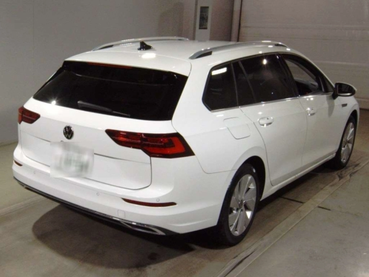 VOLKSWAGEN GOLF VARIANT