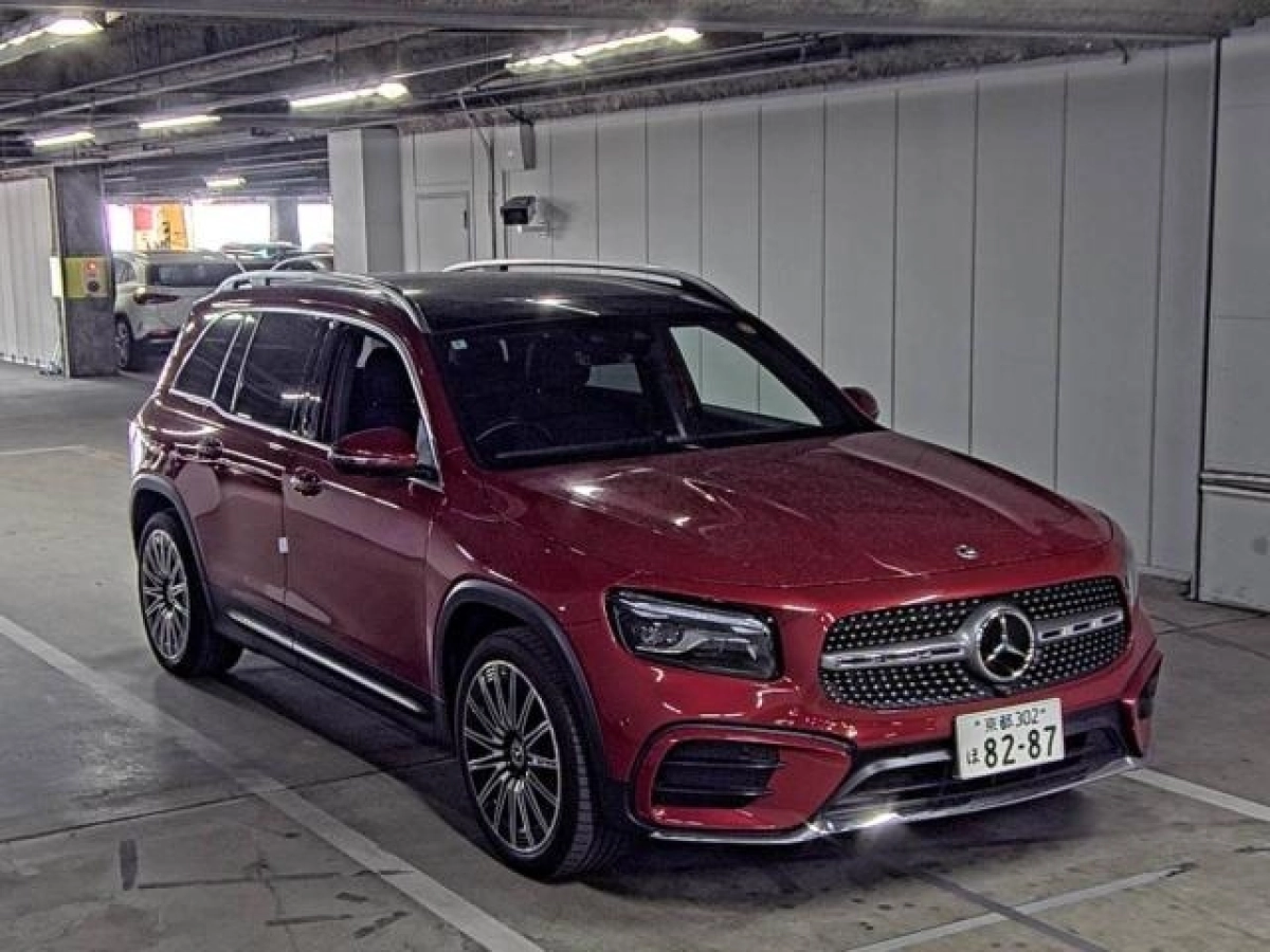 MERCEDES BENZ GLB 247684M 2024