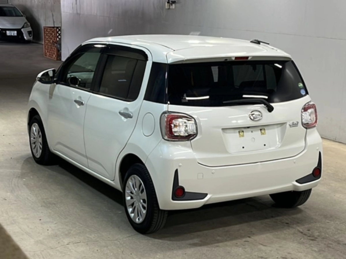 DAIHATSU BOON