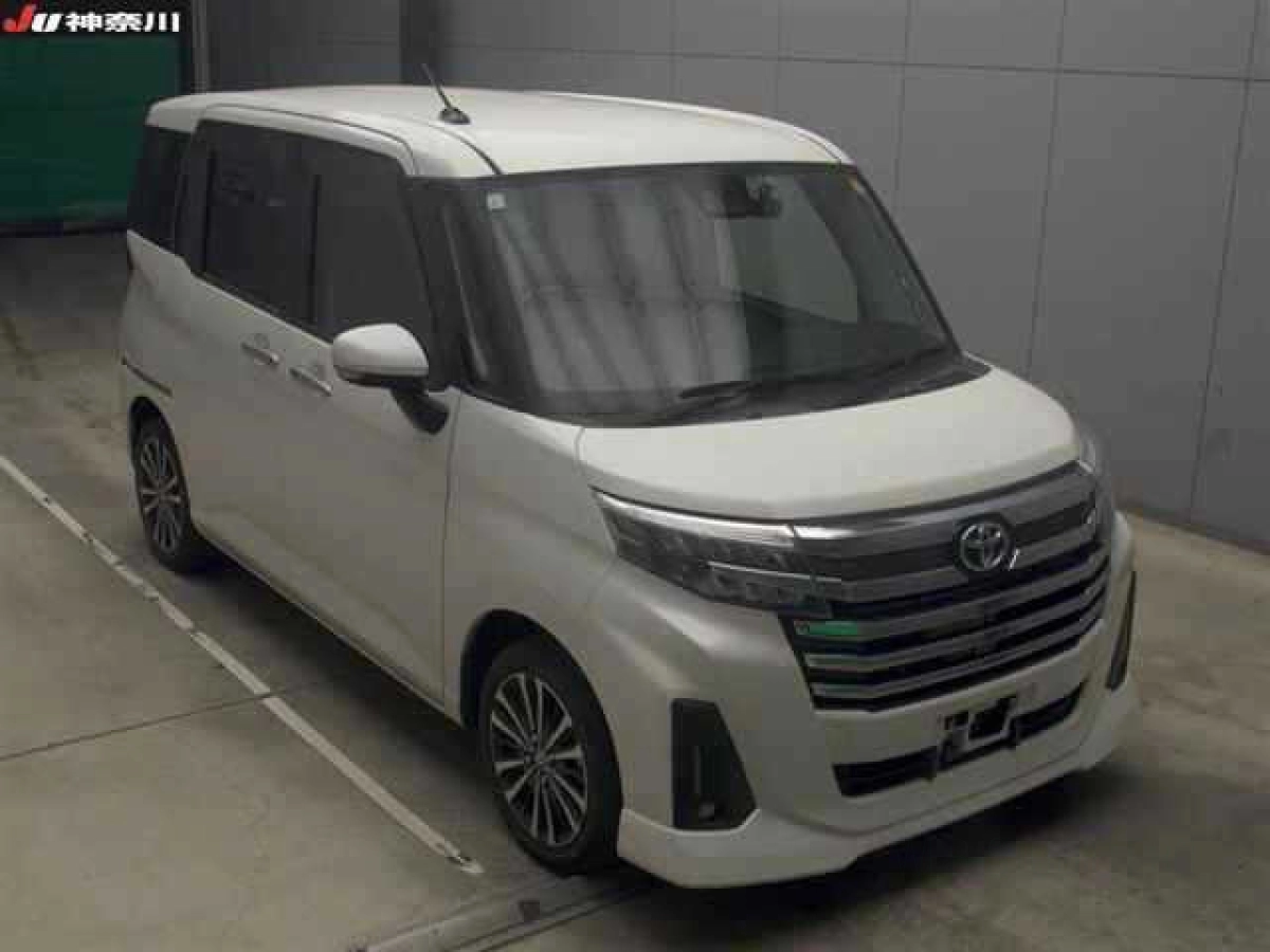 TOYOTA ROOMY M900A 2023