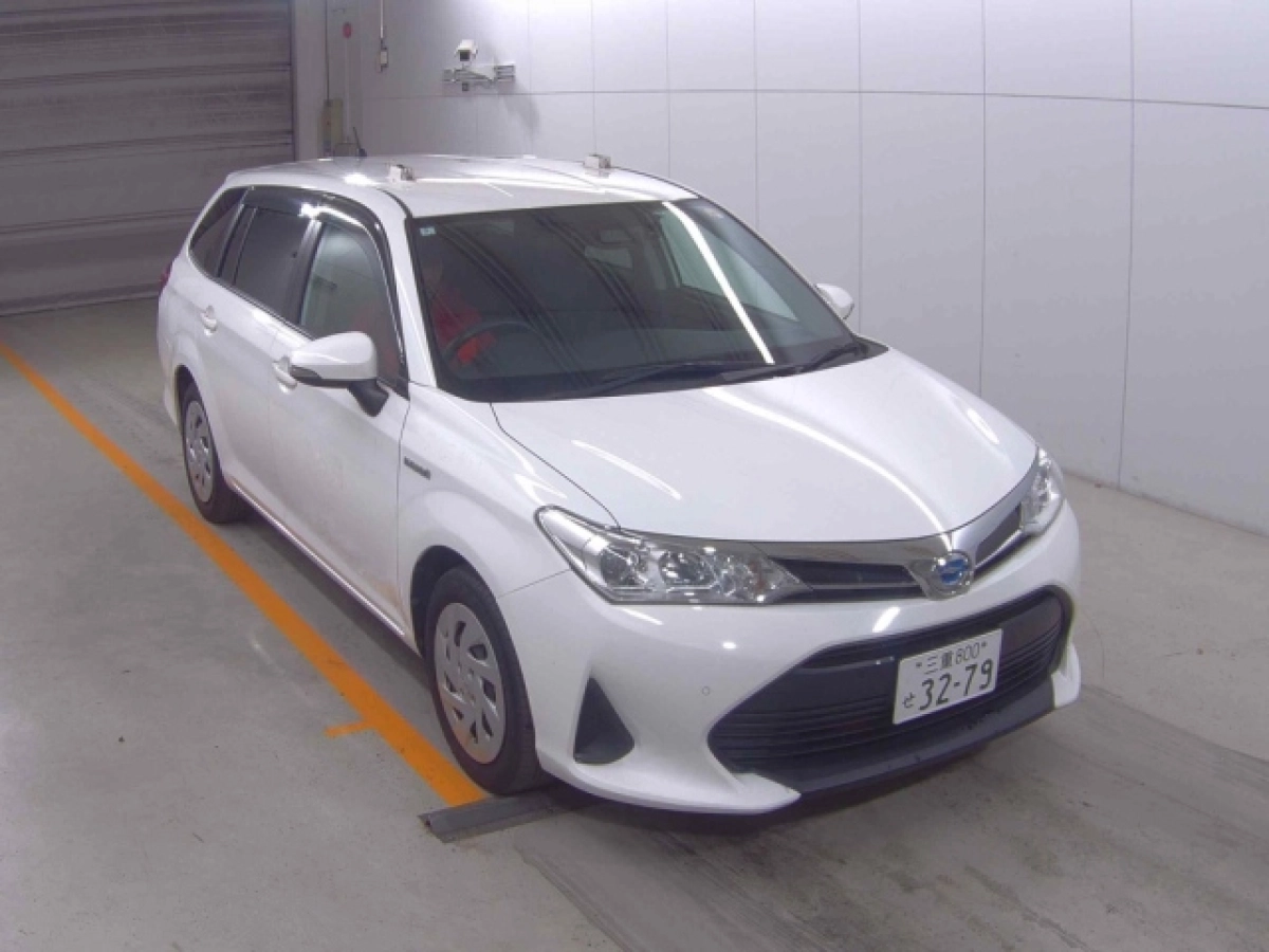 TOYOTA COROLLA FIELDER NKE165G 2019