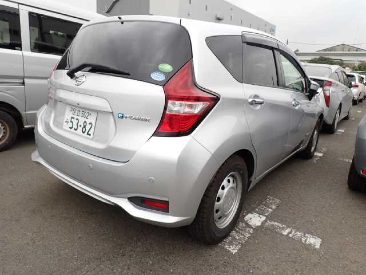 NISSAN NOTE
