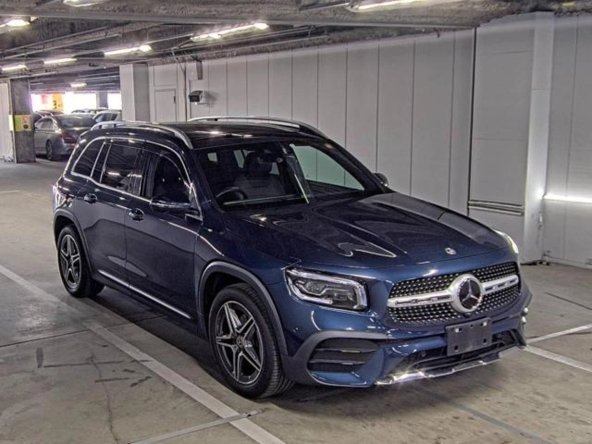 MERCEDES BENZ GLB 247684M 2023