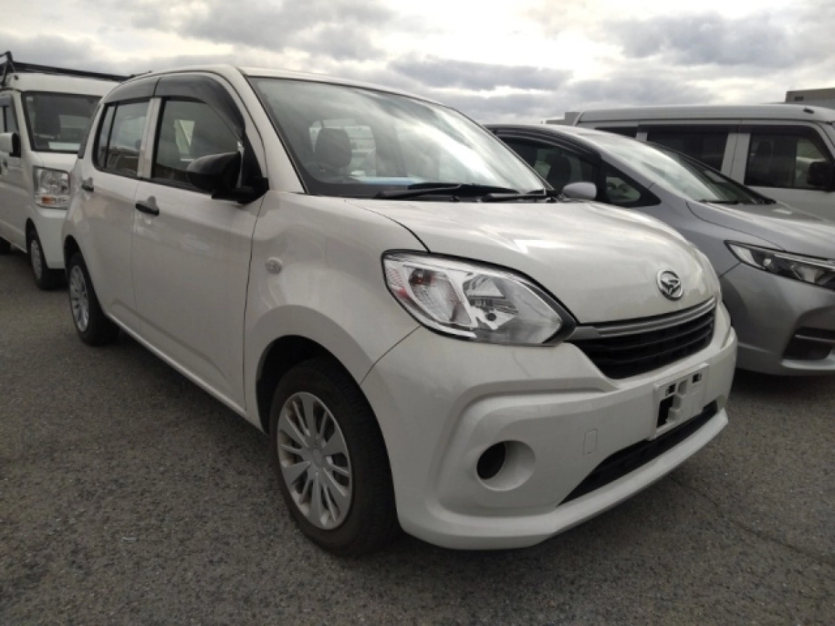 DAIHATSU BOON