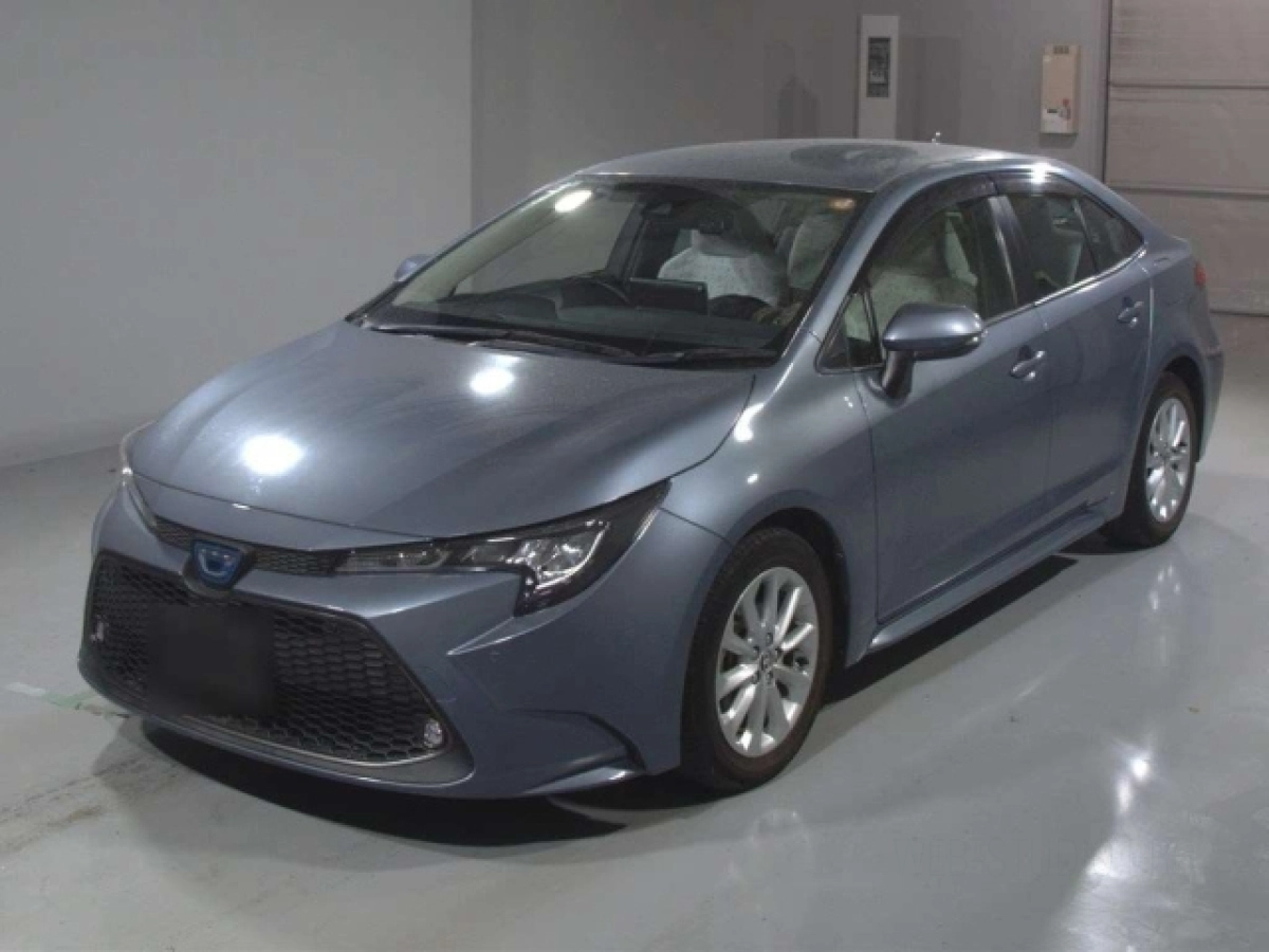 TOYOTA COROLLA ZWE211 2021
