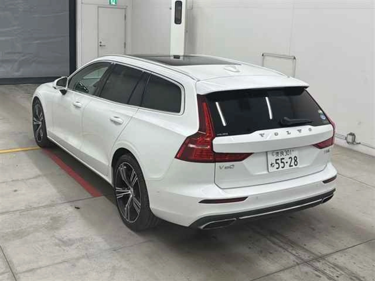 VOLVO V60