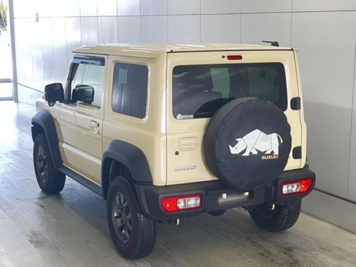 SUZUKI JIMNY SIERRA