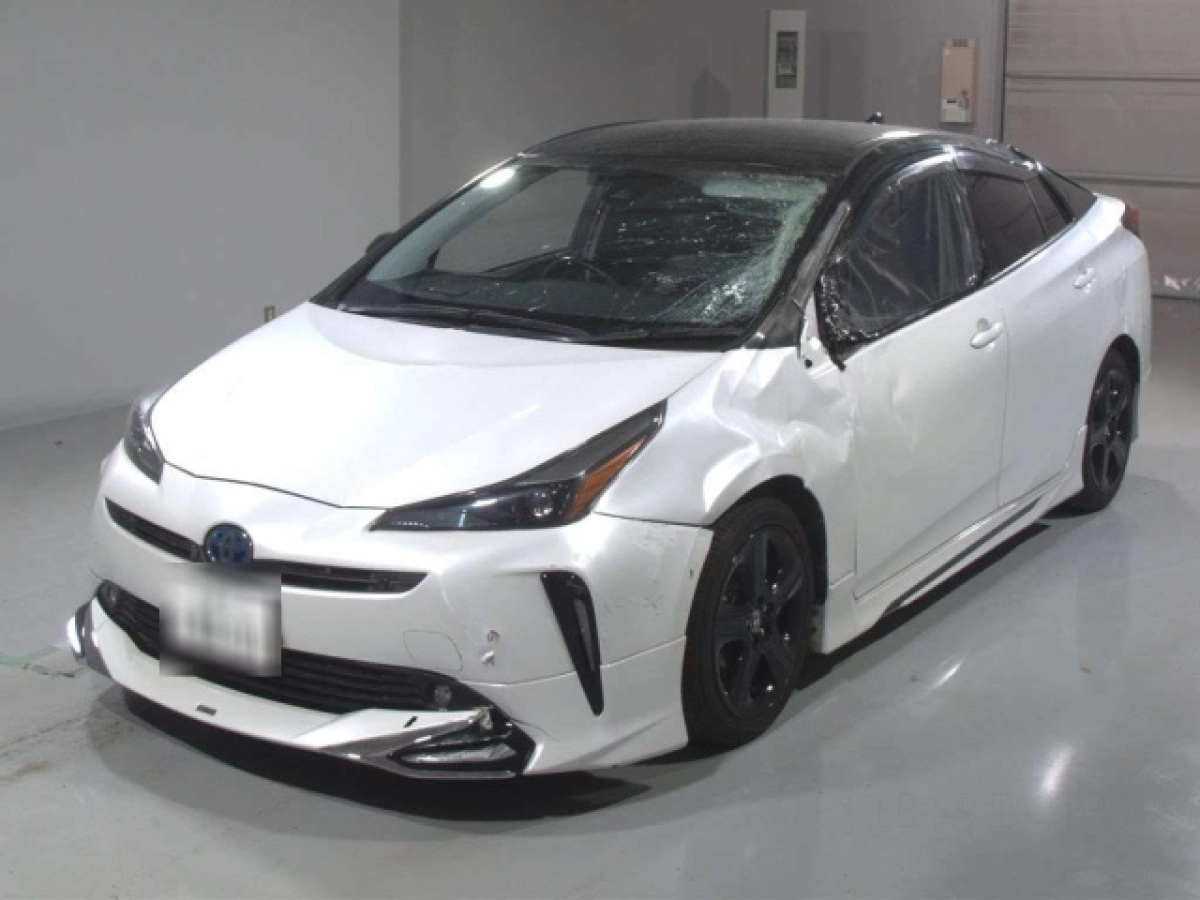 TOYOTA PRIUS ZVW51 2021