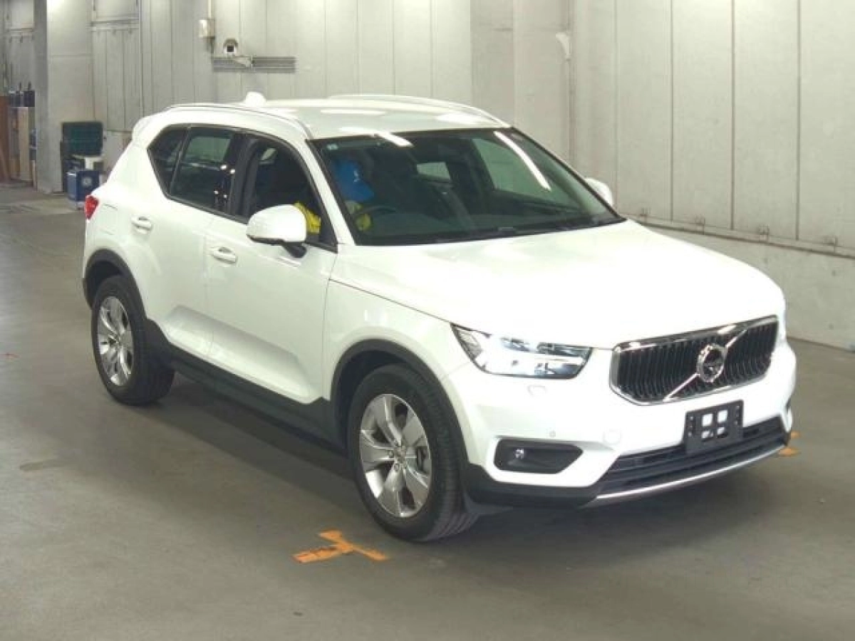 VOLVO XC40 XB420TXCM 2021