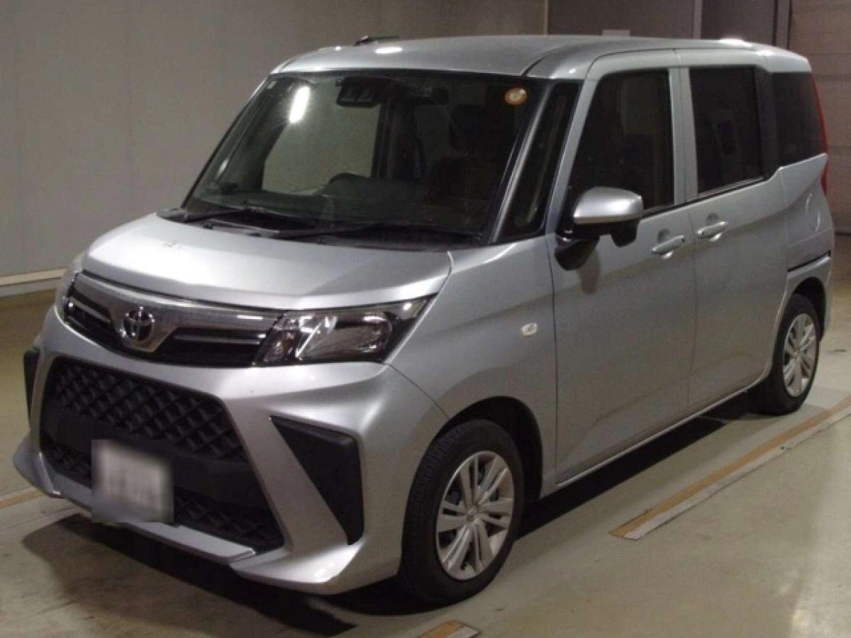 TOYOTA ROOMY M900A 2023