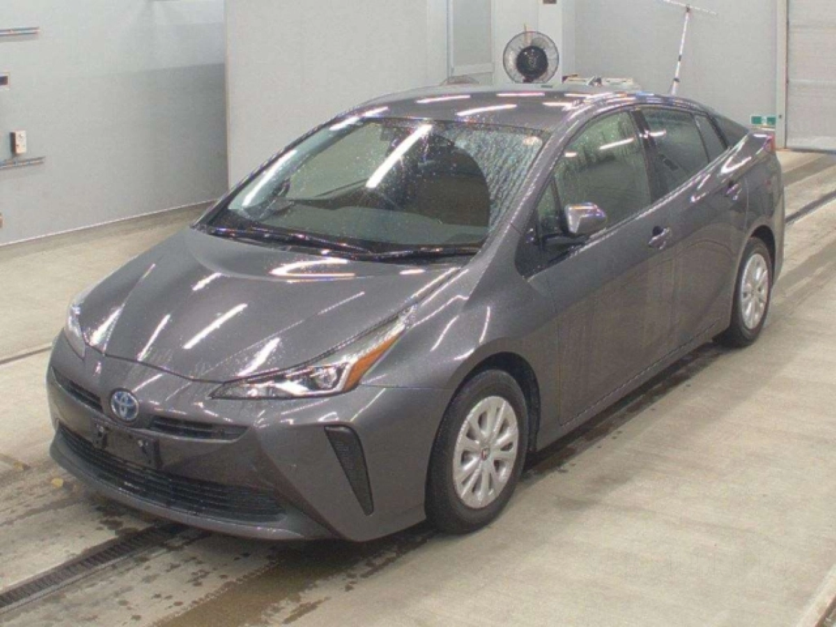 TOYOTA PRIUS ZVW55 2022