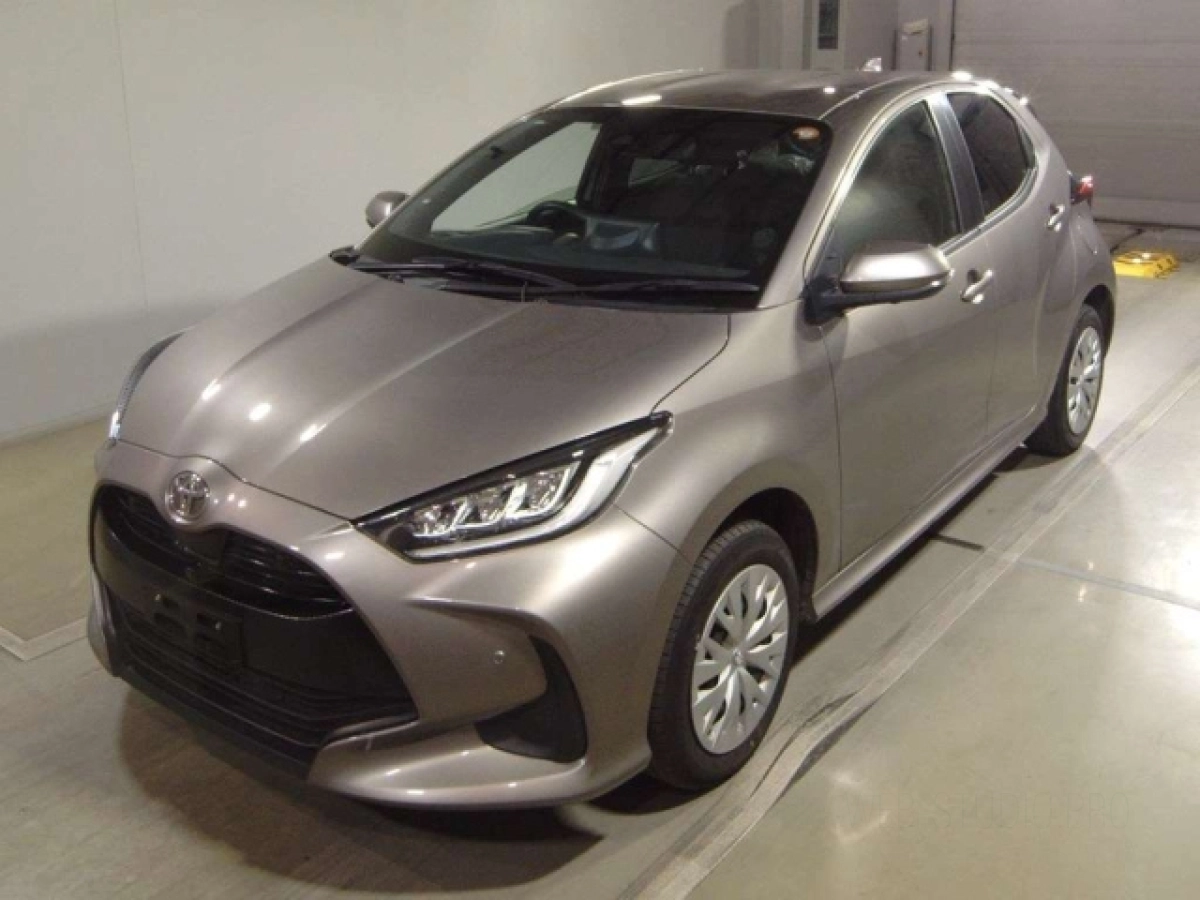 TOYOTA YARIS MXPA15 2023