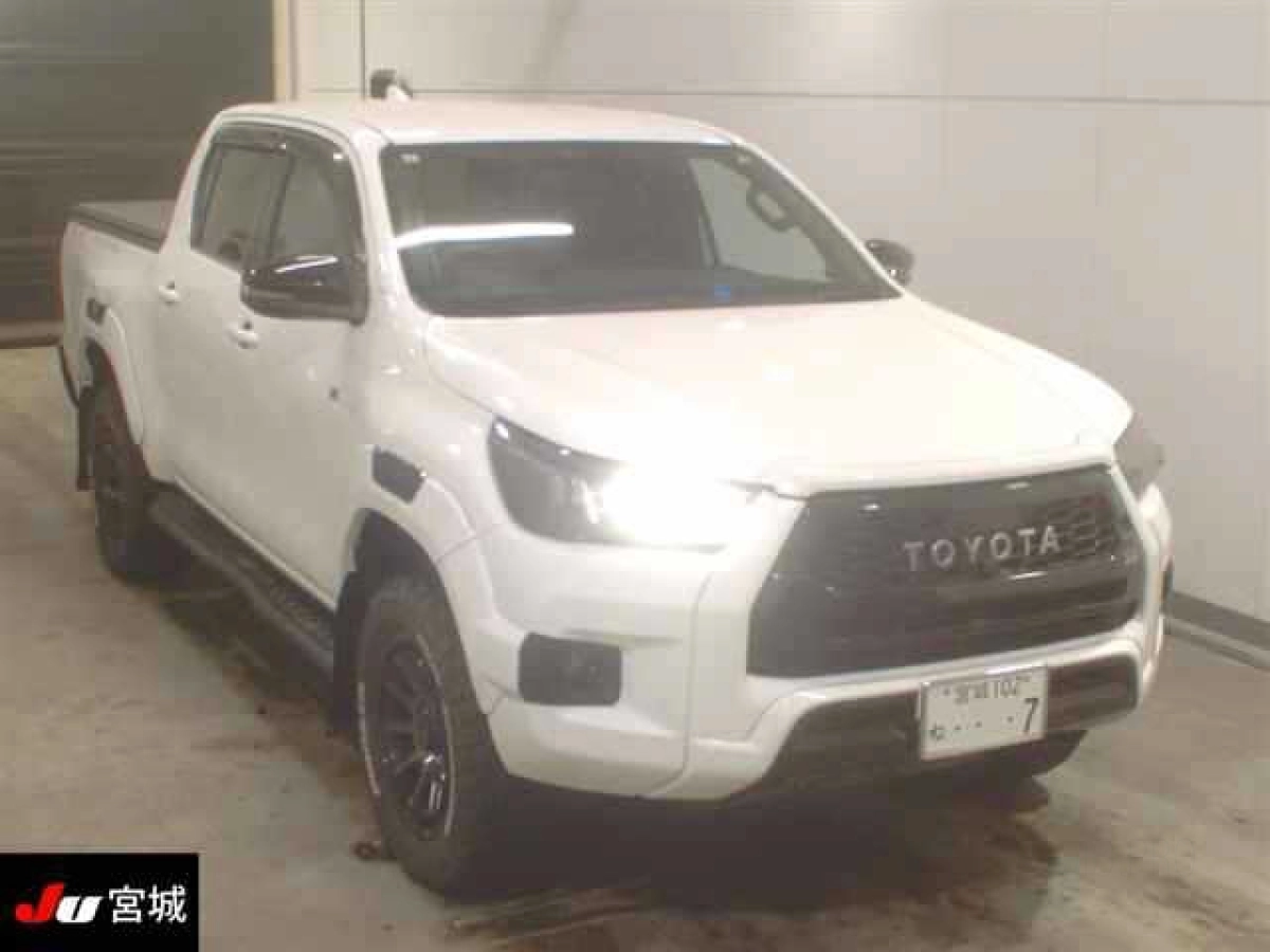 TOYOTA HILUX GUN125 2022