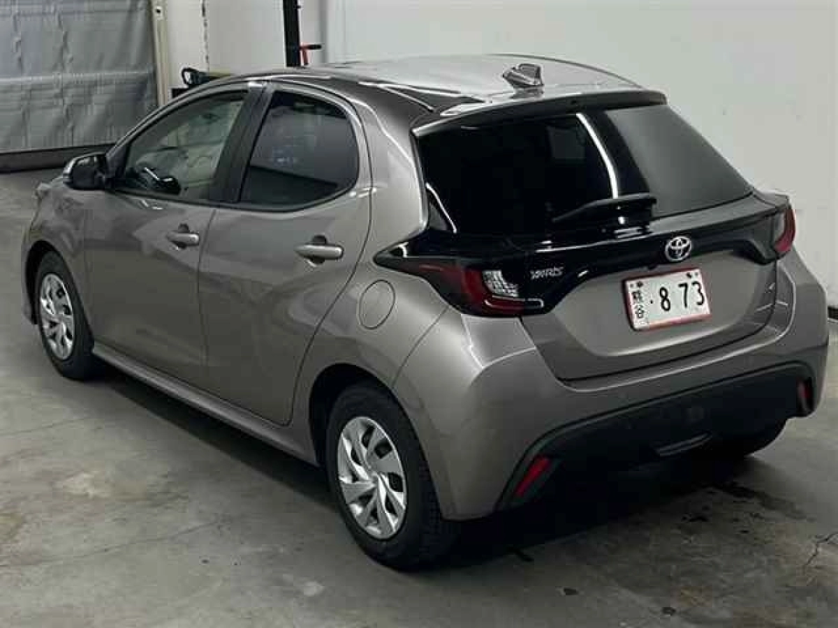 TOYOTA YARIS