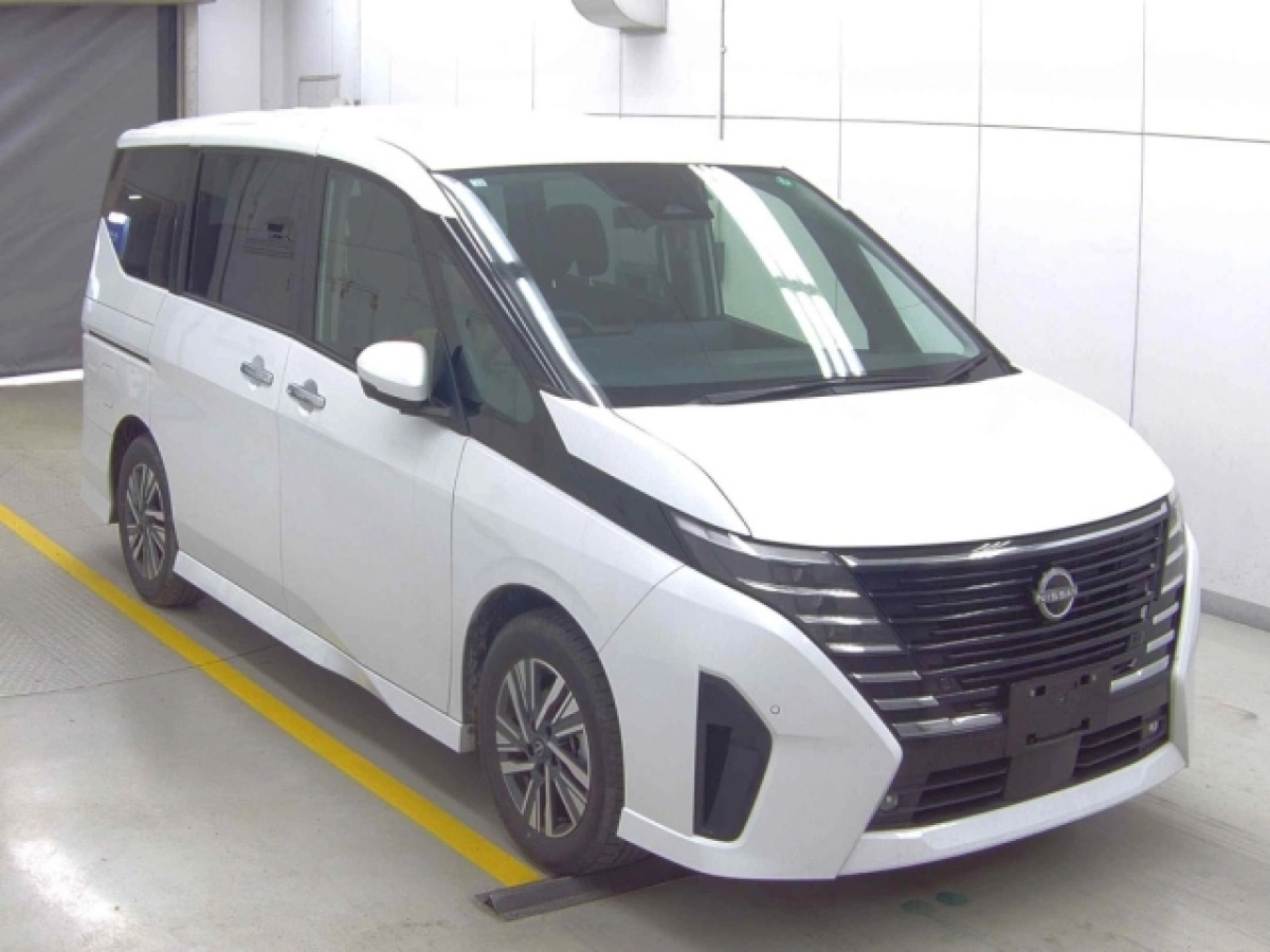 NISSAN SERENA FC28 2023