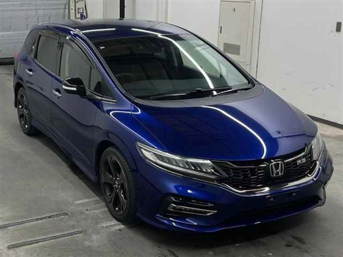 HONDA JADE FR5 2020