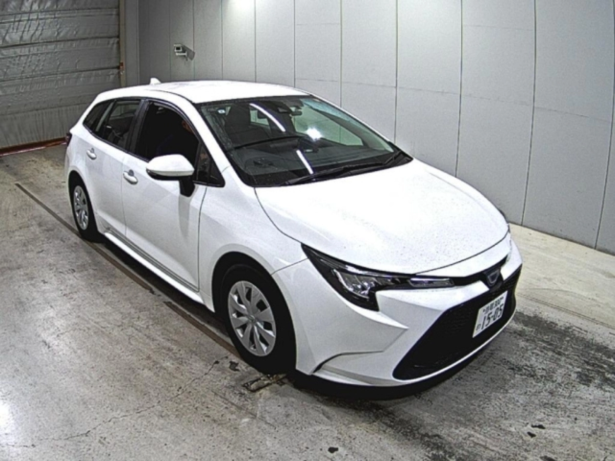 TOYOTA COROLLA TOURING ZWE211W 2022