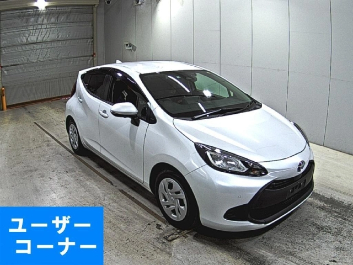 TOYOTA AQUA MXPK11 2022