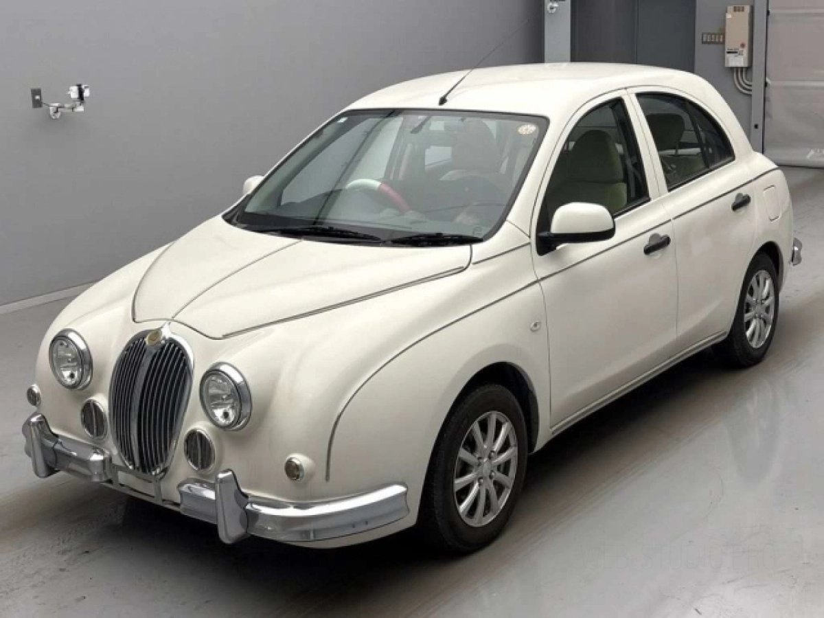 MITSUOKA VIEWT K13 2019