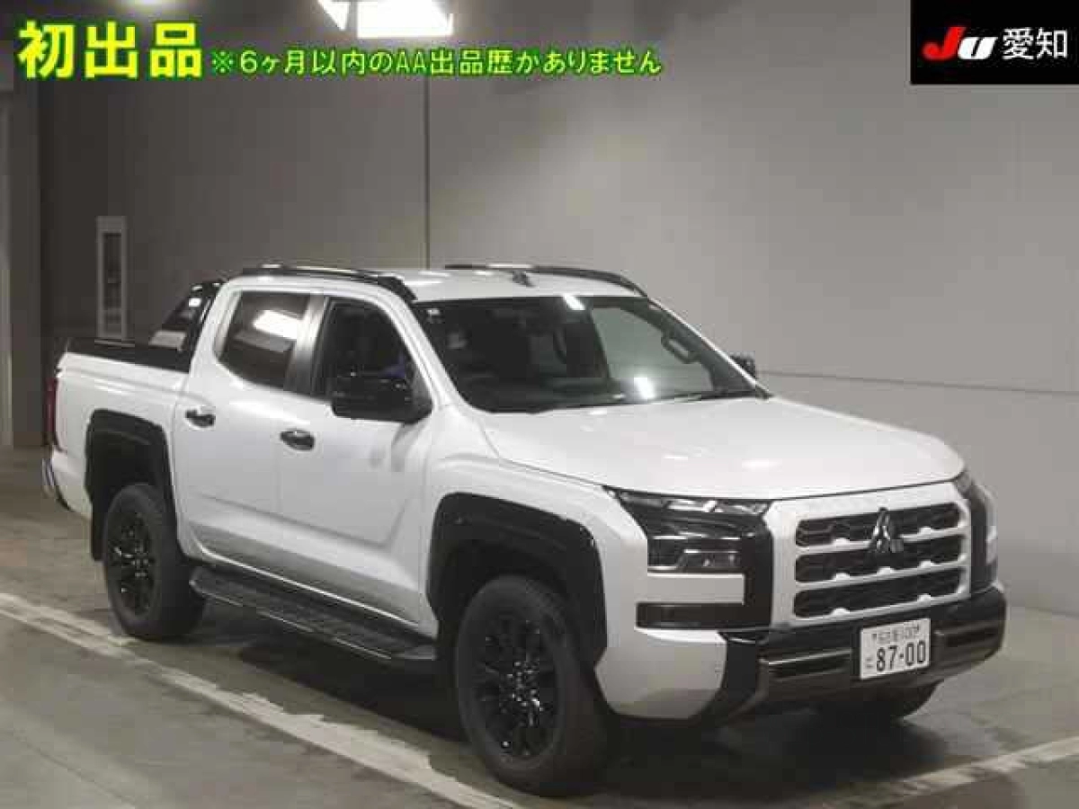 MITSUBISHI TRITON LC2T 2025