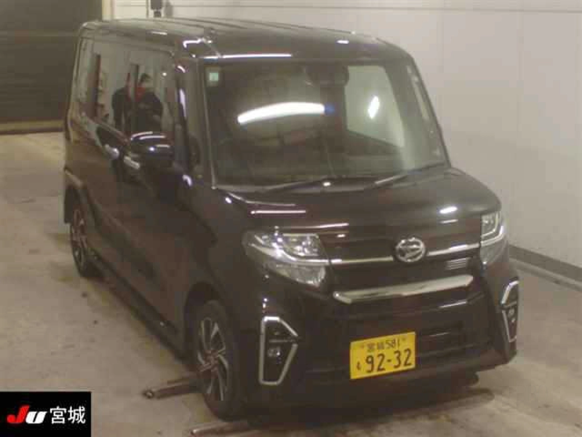 DAIHATSU TANTO LA660S 2021