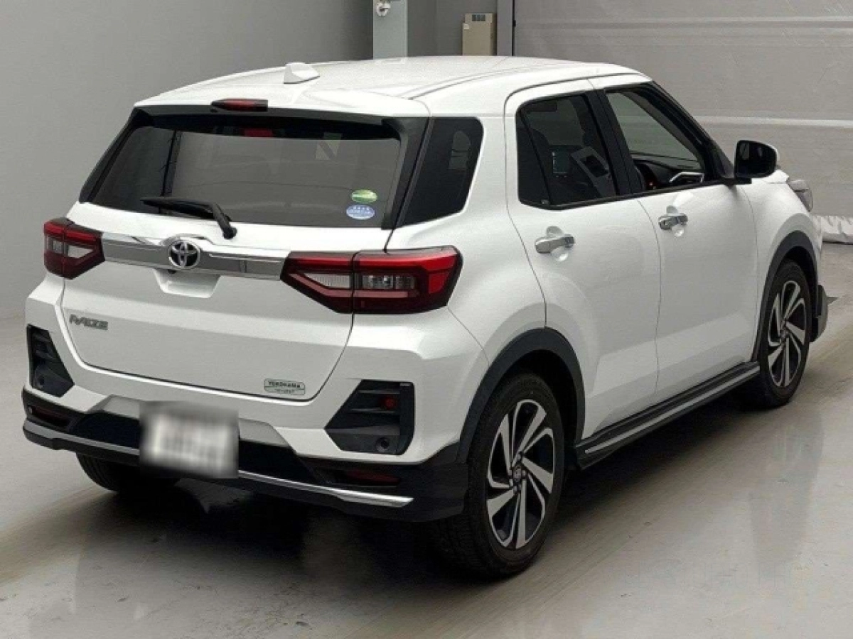 TOYOTA RAIZE