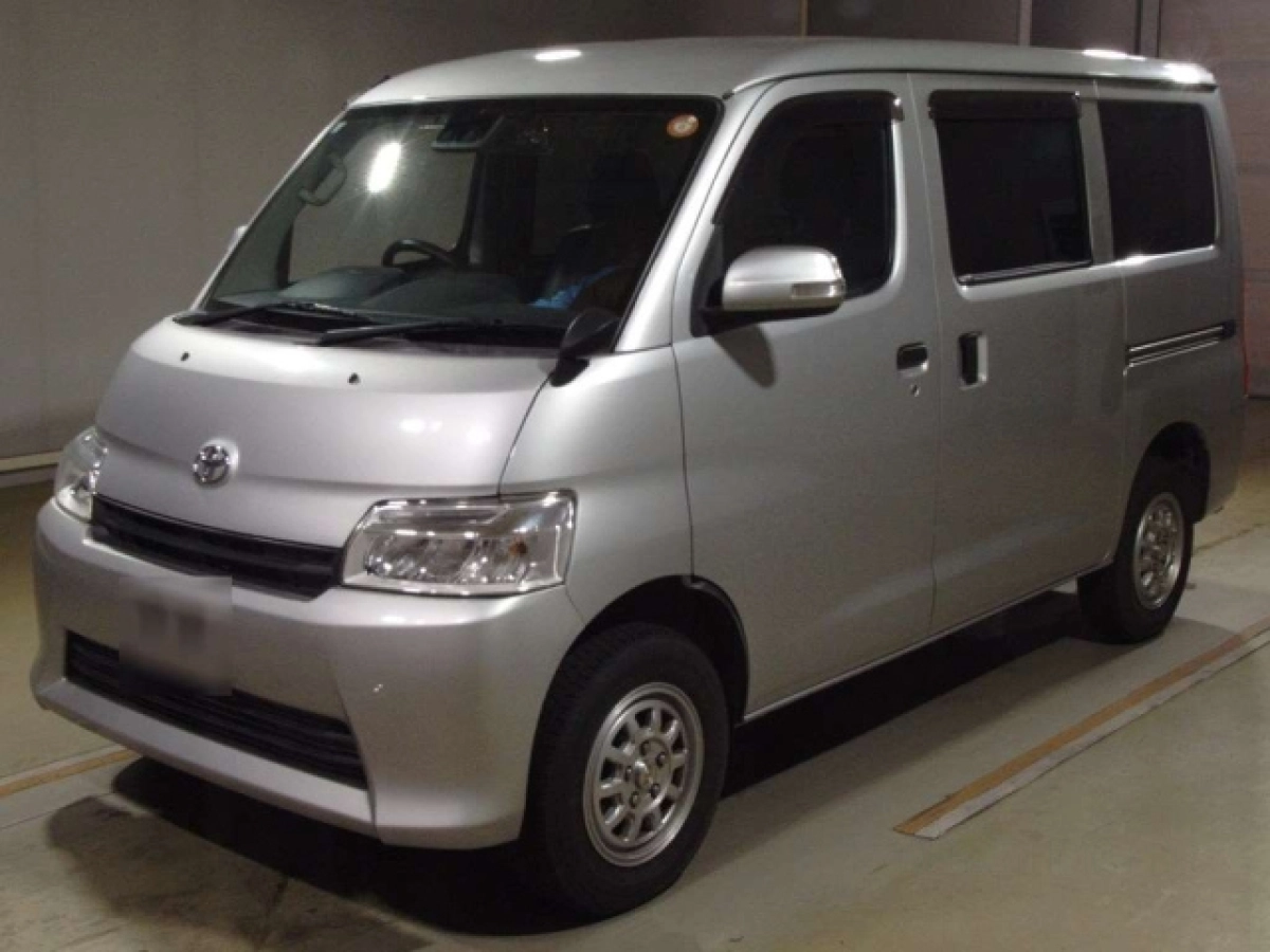 TOYOTA TOWN ACE VAN