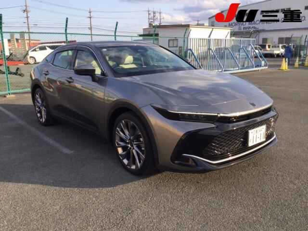 TOYOTA CROWN CROSSOVER AZSH35 2023