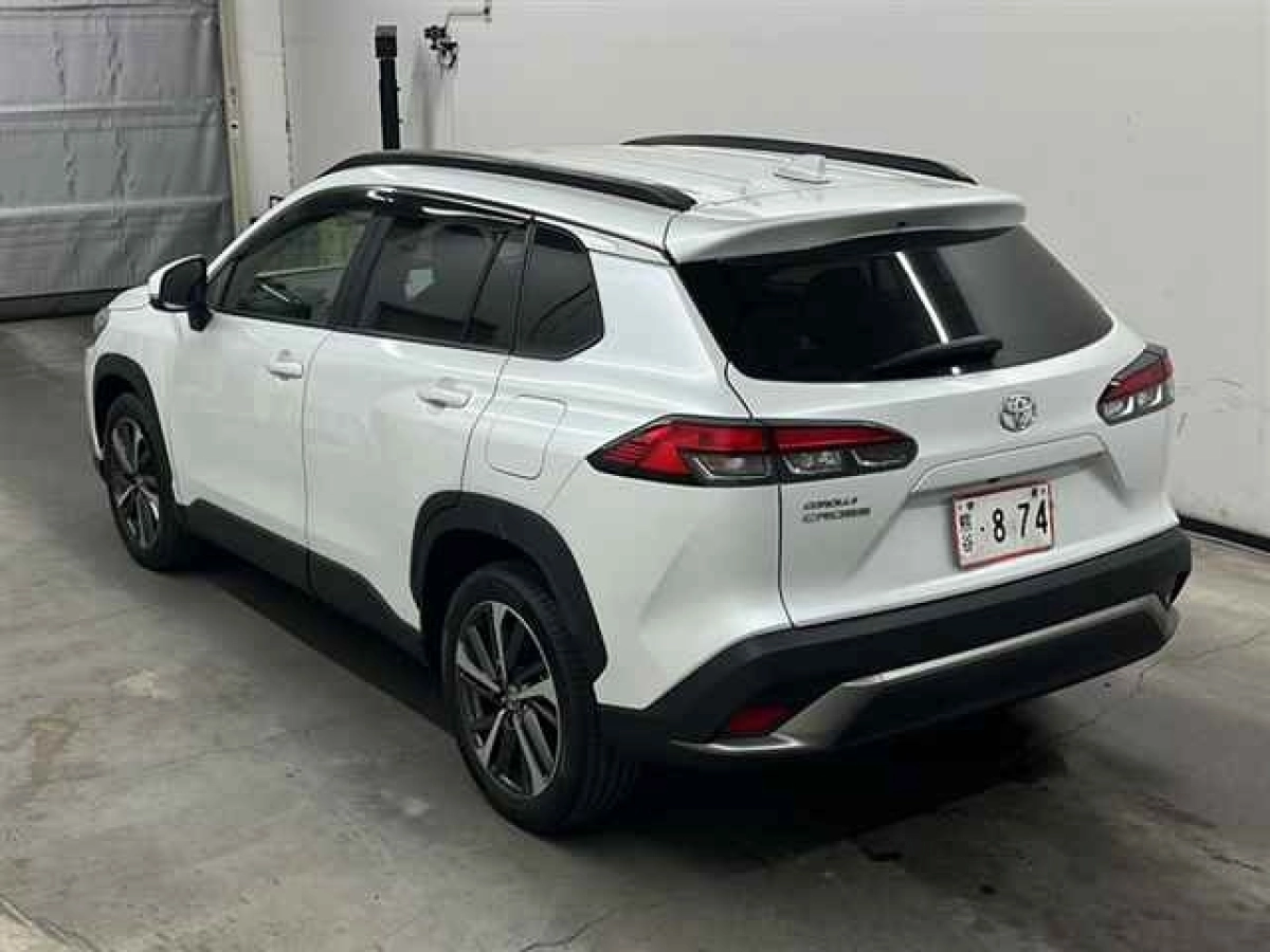 TOYOTA COROLLA CROSS