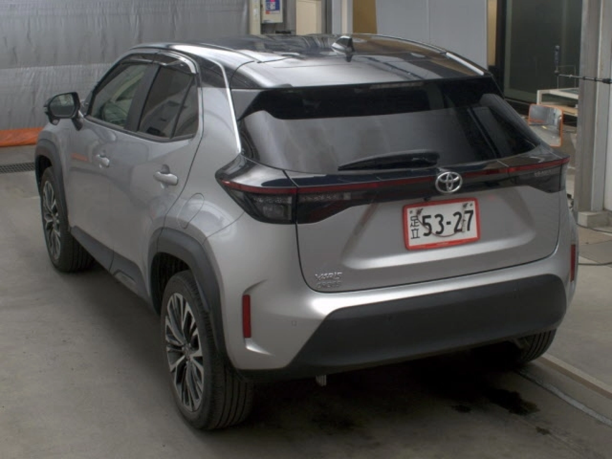 TOYOTA YARIS CROSS