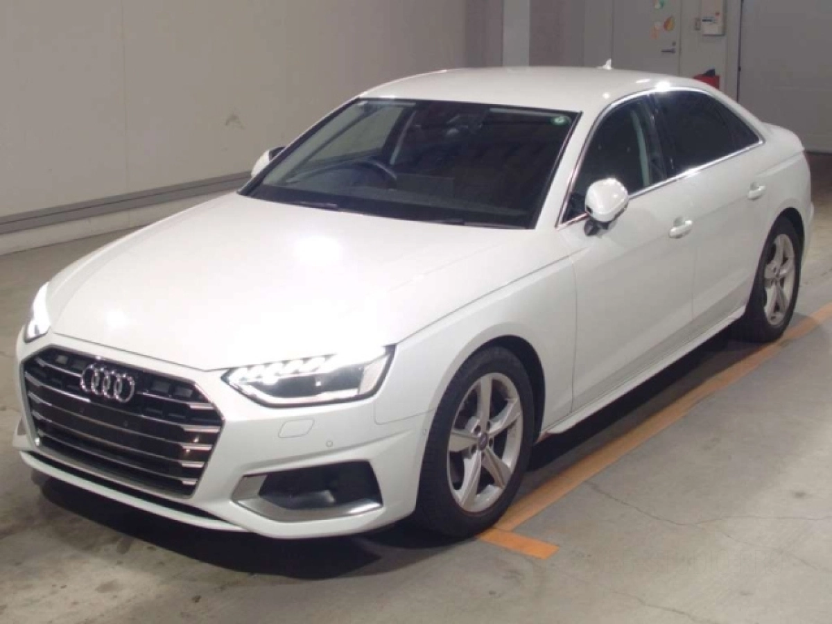 AUDI A4 8WDEM 2020