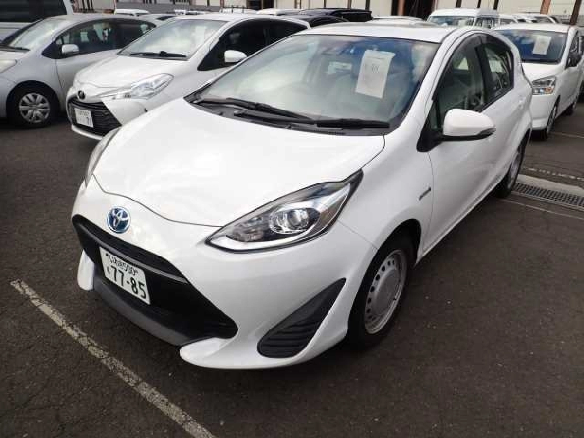 TOYOTA AQUA NHP10 2019