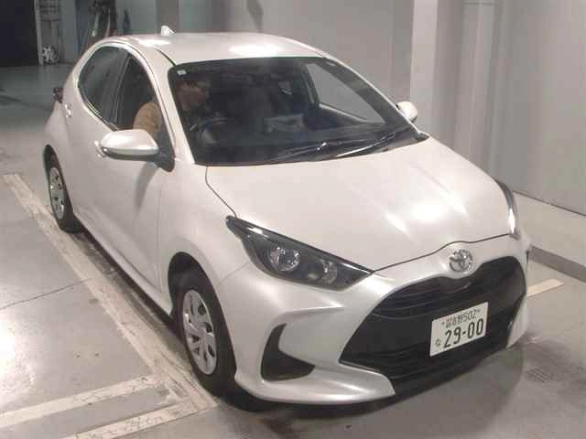 TOYOTA YARIS MXPA15 2023