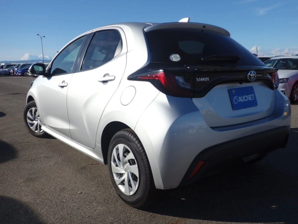 TOYOTA YARIS