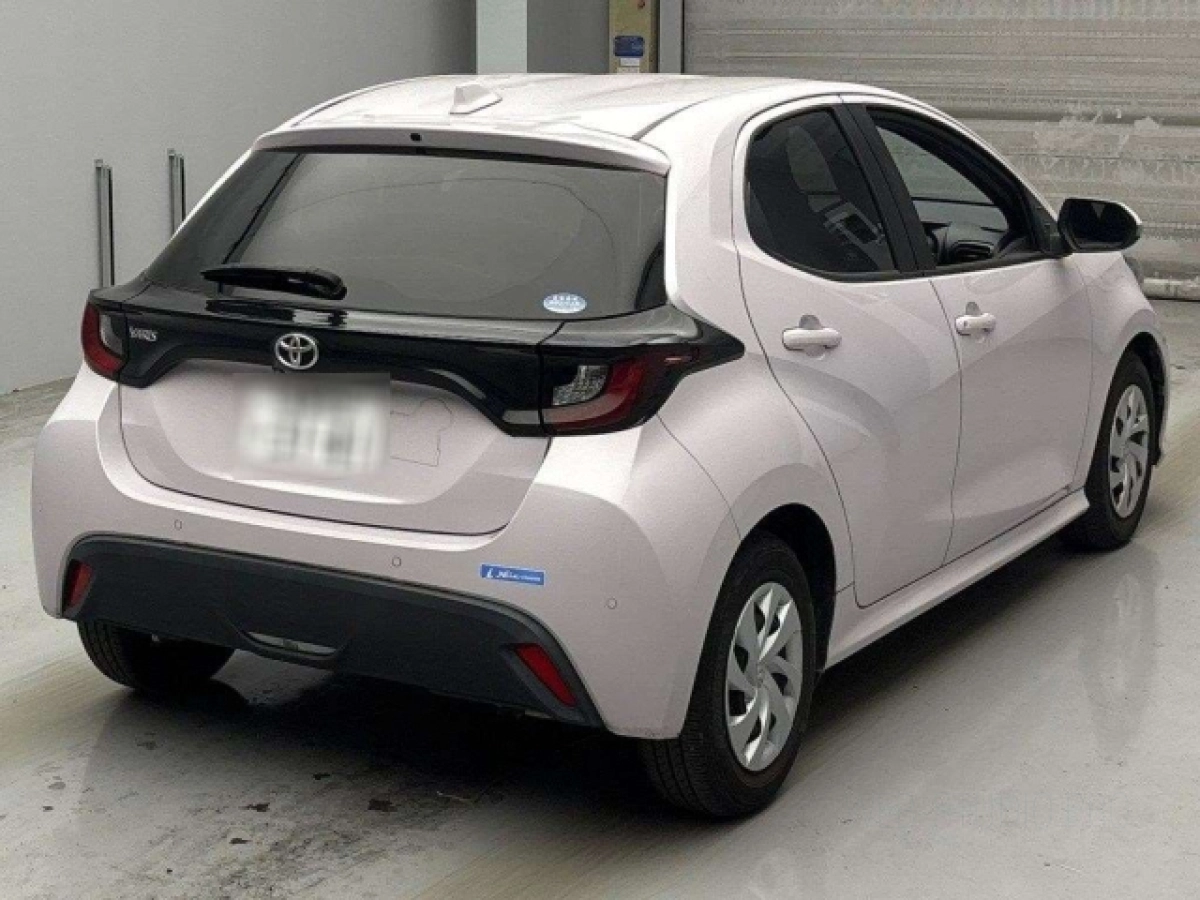 TOYOTA YARIS