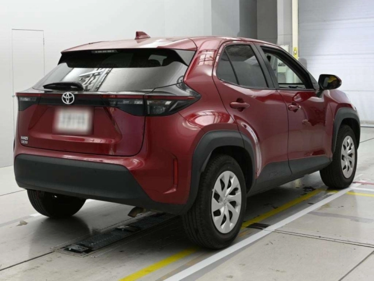TOYOTA YARIS CROSS