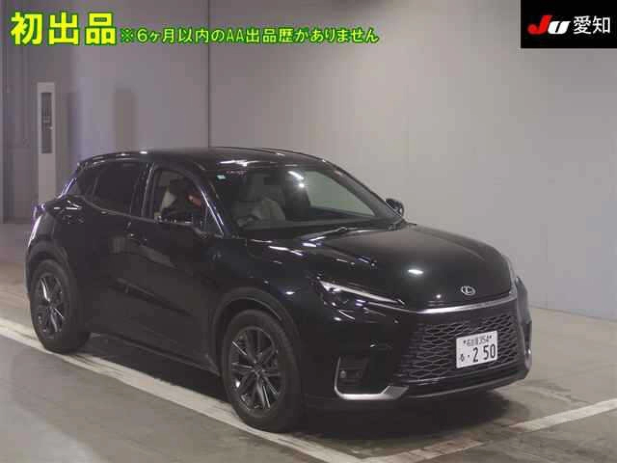 LEXUS LBX MAYH10 2025