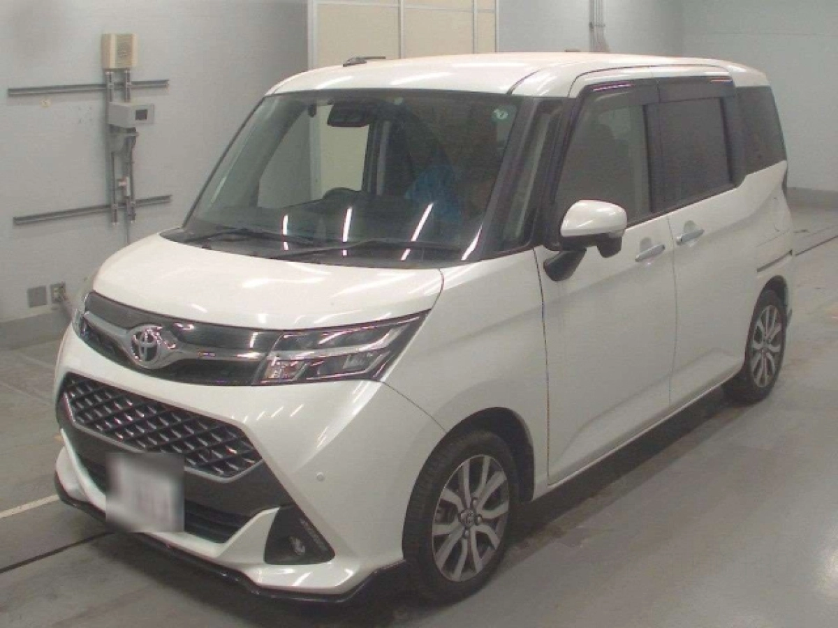 TOYOTA TANK M900A 2019