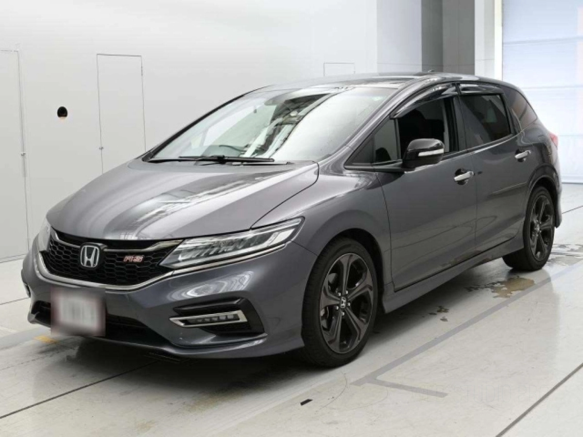 HONDA JADE FR5 2019