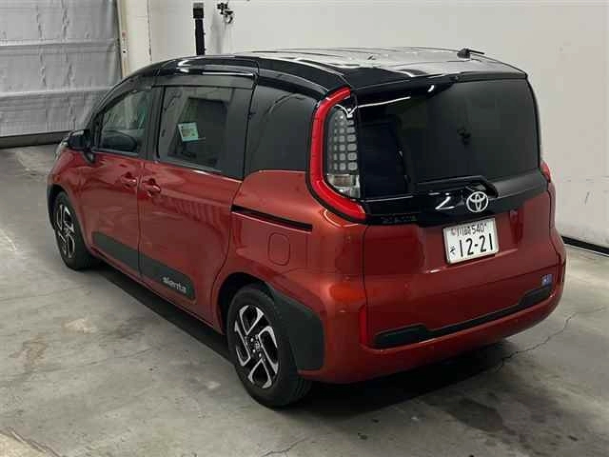 TOYOTA SIENTA