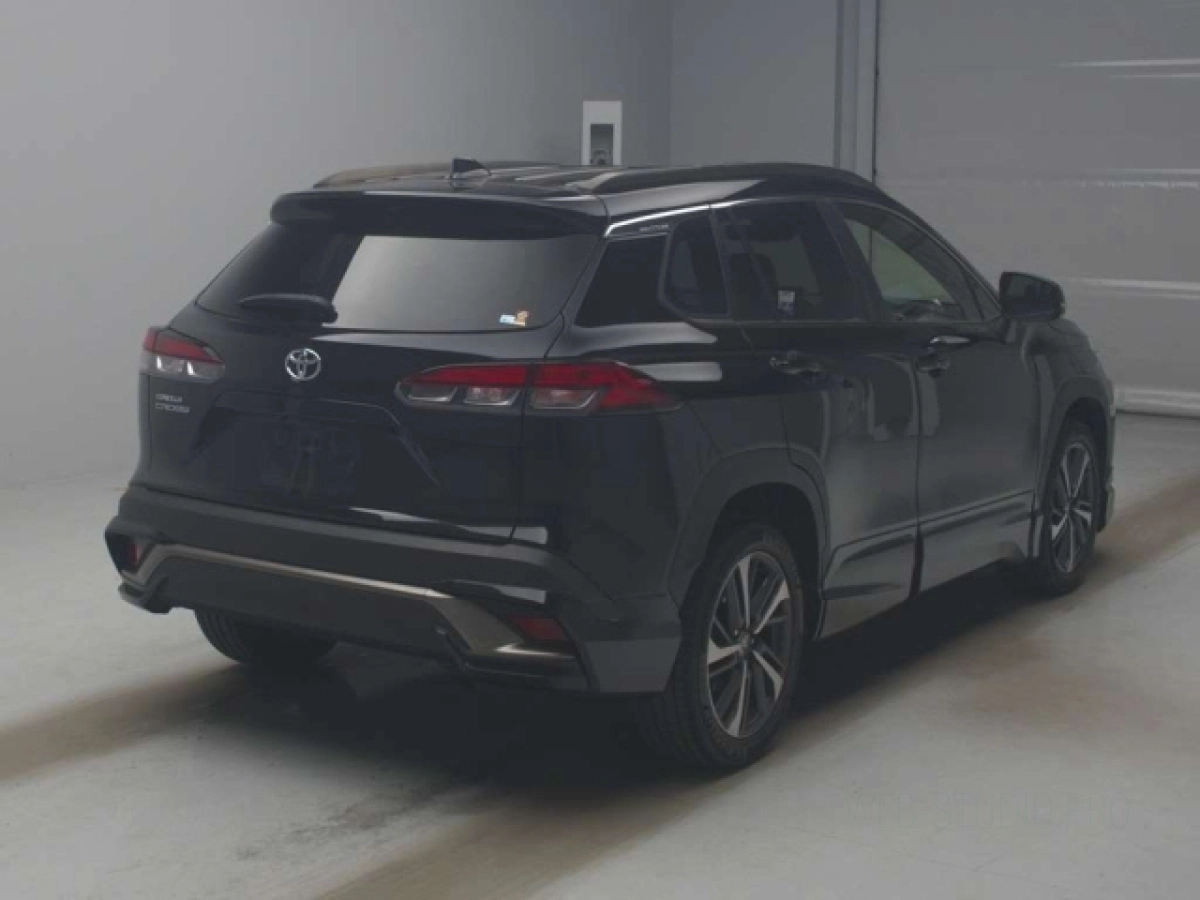 TOYOTA COROLLA CROSS
