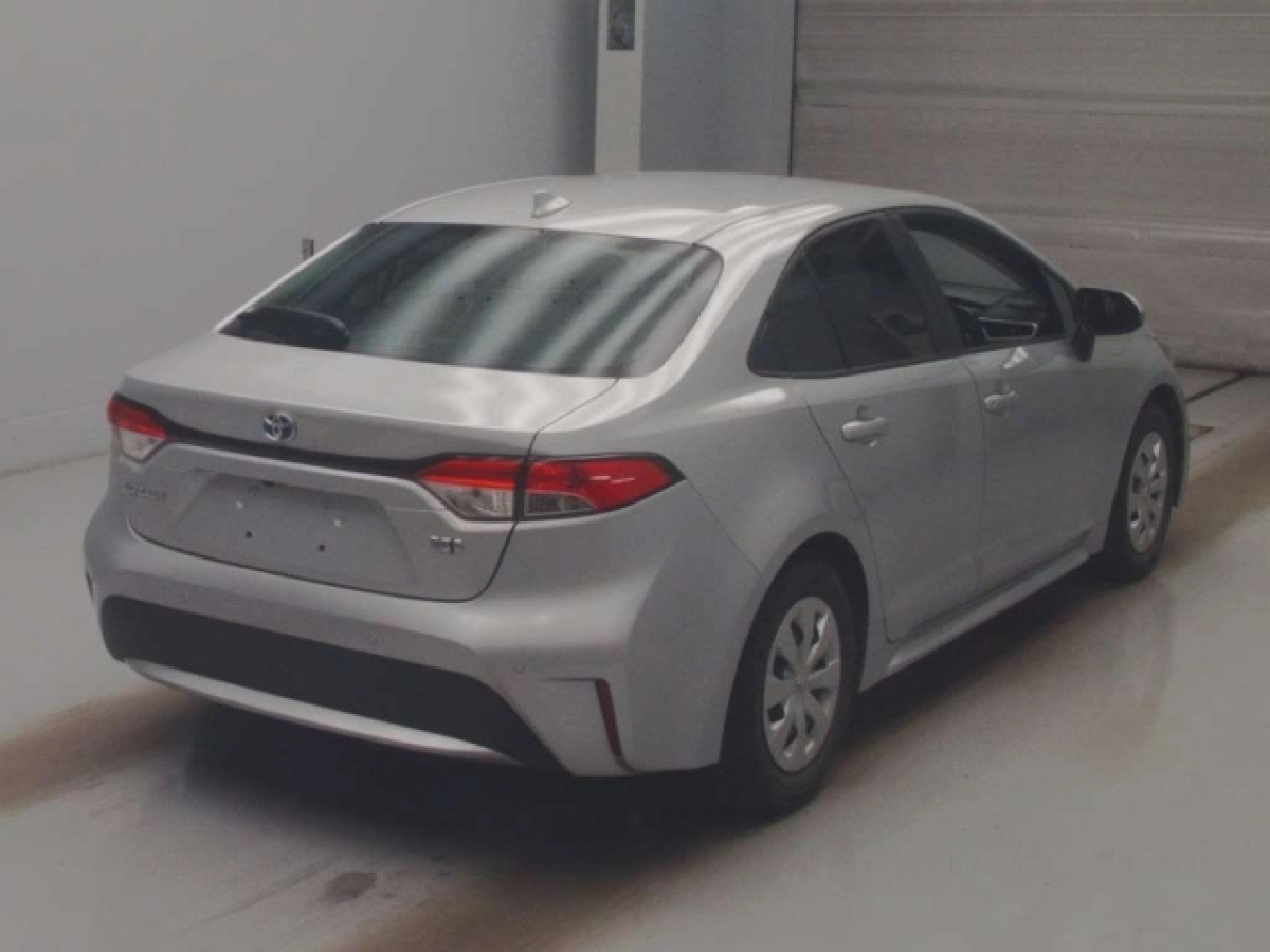 TOYOTA COROLLA ZWE215 2023