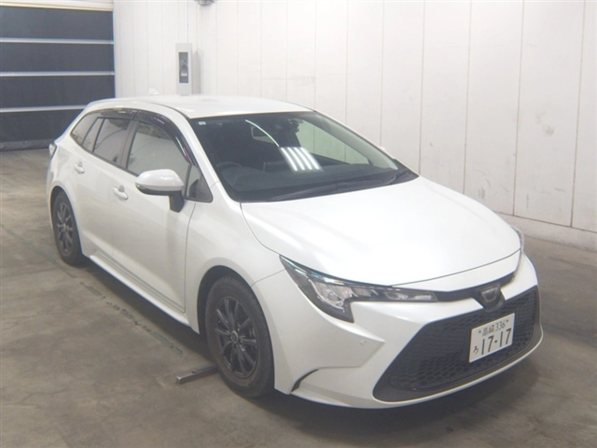 TOYOTA COROLLA TOURING ZRE212W 2021