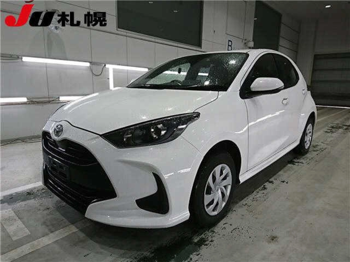TOYOTA YARIS MXPA15 2023