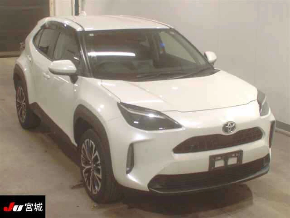 TOYOTA YARIS CROSS