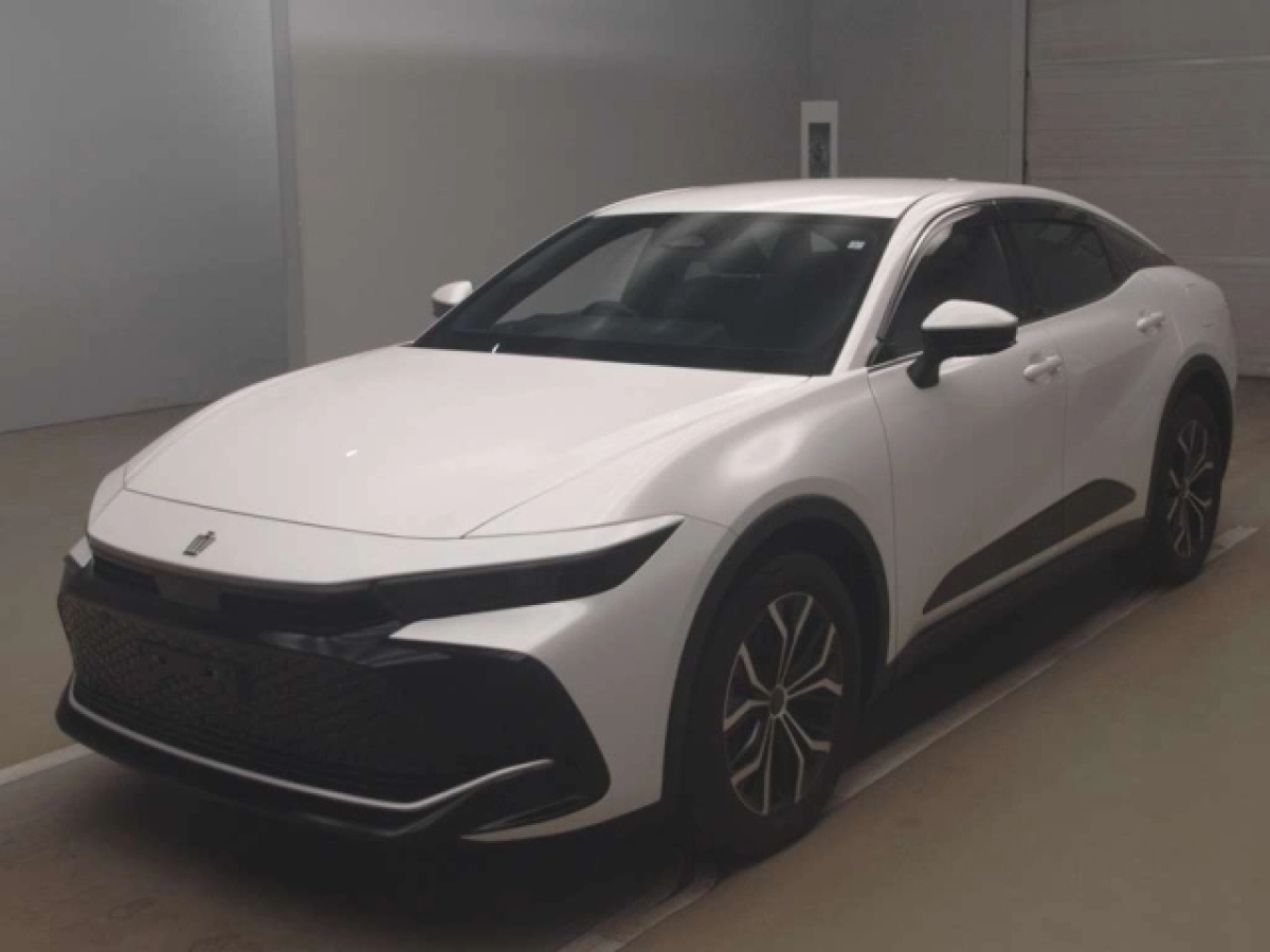 TOYOTA CROWN CROSSOVER AZSH35 2023